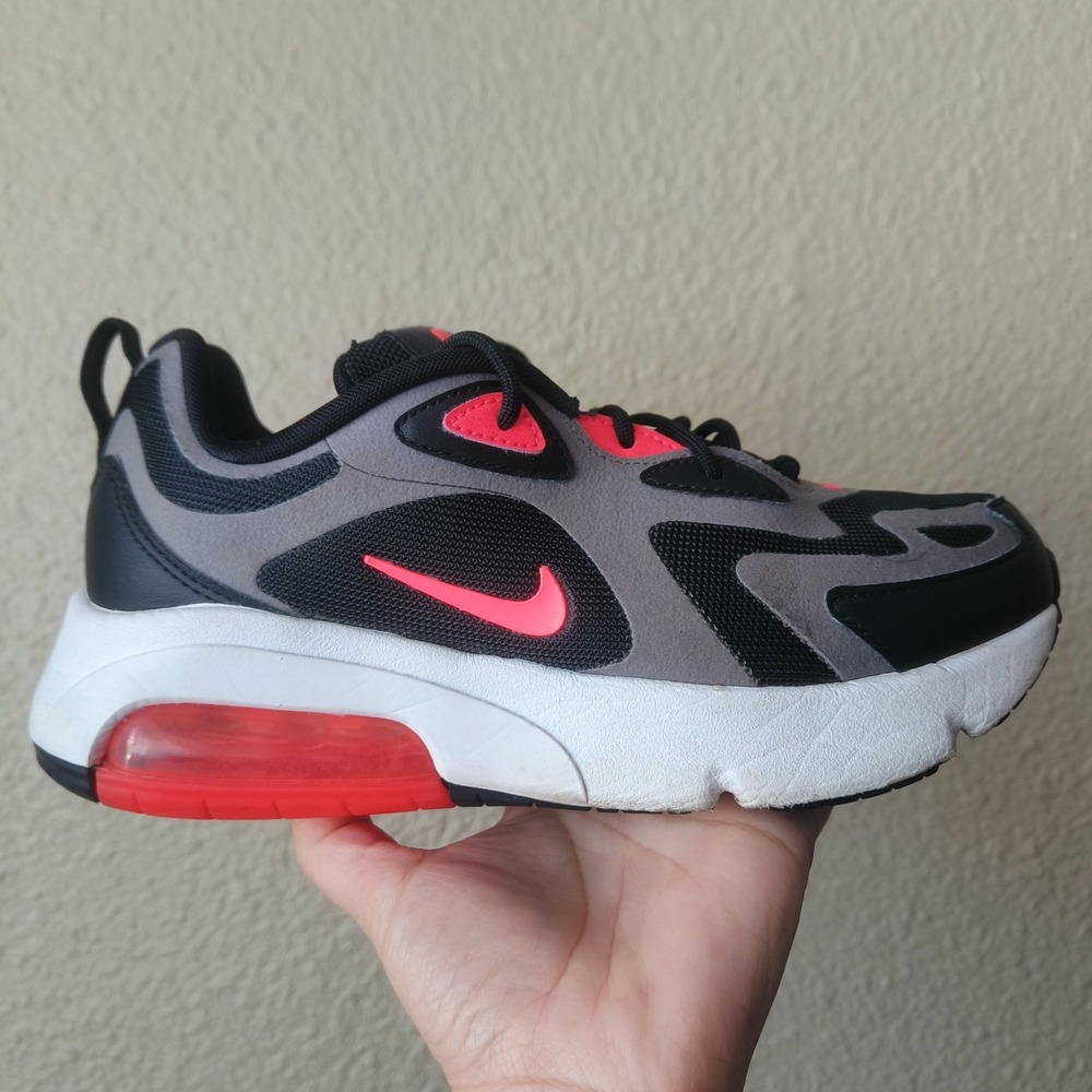 Nike Air Max 200 women's‎ shoes, size 5.5, -6 black/hot pink, 2019